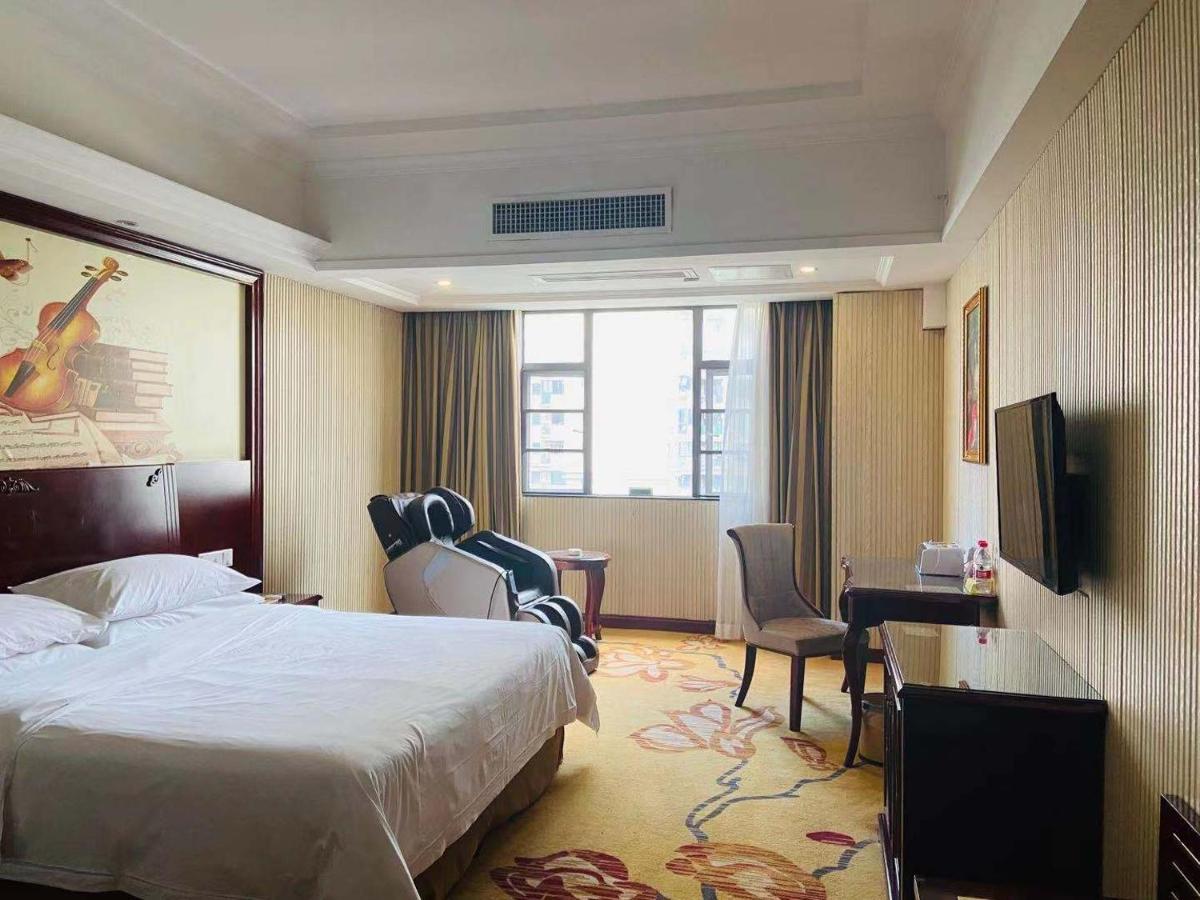 Vienna Hotel Foshan Nanhai City Square Exterior photo